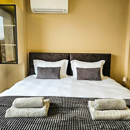 Quiet 2bd Near Sea Garden & By Apartmax Lejlighed *