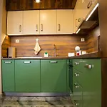 Quiet 2bd Near Sea Garden & By Apartmax Apartman *