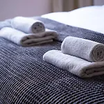 Quiet 2bd Near Sea Garden & By Apartmax Apartman *