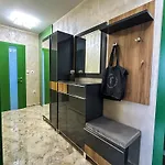 Quiet 2bd Near Sea Garden & By Apartmax Várna