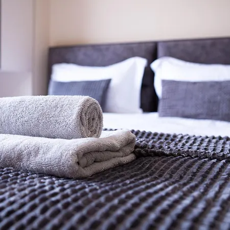 Quiet 2bd Near Sea Garden & By Apartmax Varna