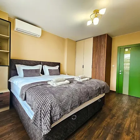 Quiet 2bd Near Sea Garden & By Apartmax * Варна