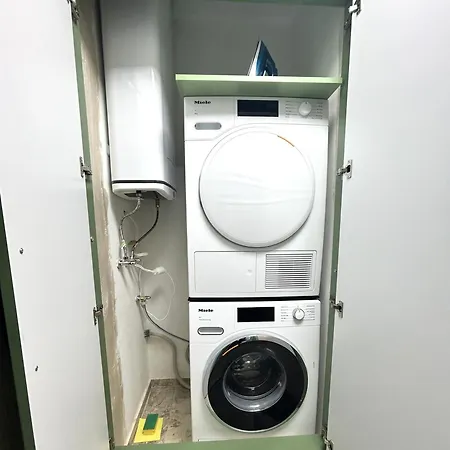 Quiet 2bd Near Sea Garden & By Apartmax Апартаменти *