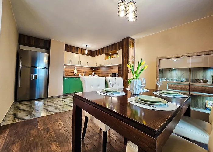 Quiet 2bd Near Sea Garden & By Apartmax Apartmán *