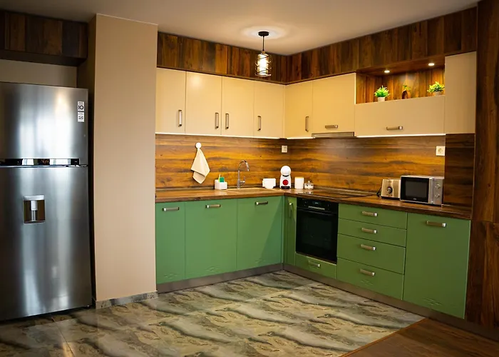 Quiet 2bd Near Sea Garden & By Apartmax * Varna