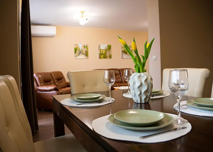 Apartmán Quiet 2bd Near Sea Garden & By Apartmax